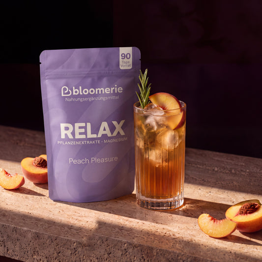 RELAX 90-Tage-Beutel mit Pfirsich-Drink an der Bar